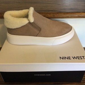 NINE WEST FUR SNEAKERS SIZE 7 NEW